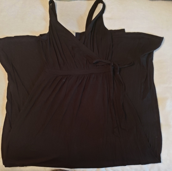 Old Navy Dresses & Skirts - Old Navy TALL knit maxi wrap dress